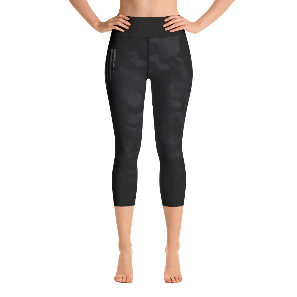 Premium BLACK CAMO Yoga Capri Leggings